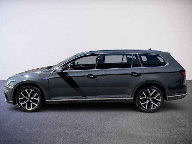 Passat Variant 1.4 GTE R-LINE LED+KAMERA+PAN+DCC