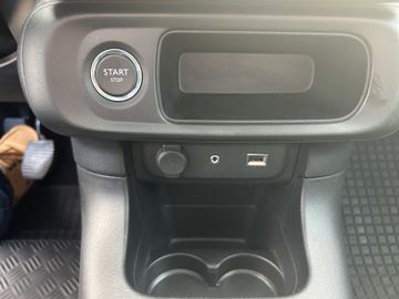Citroën C3 1.2 PureTech 110 Shine NAVI PANORAMA KAMERA