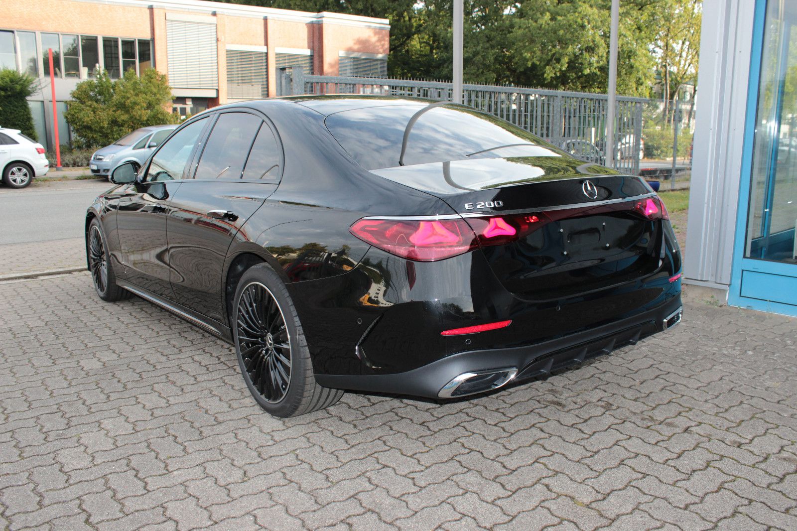 Fahrzeugabbildung Mercedes-Benz E 200 AMG Line Premium Plus*Superscreen**MY24*