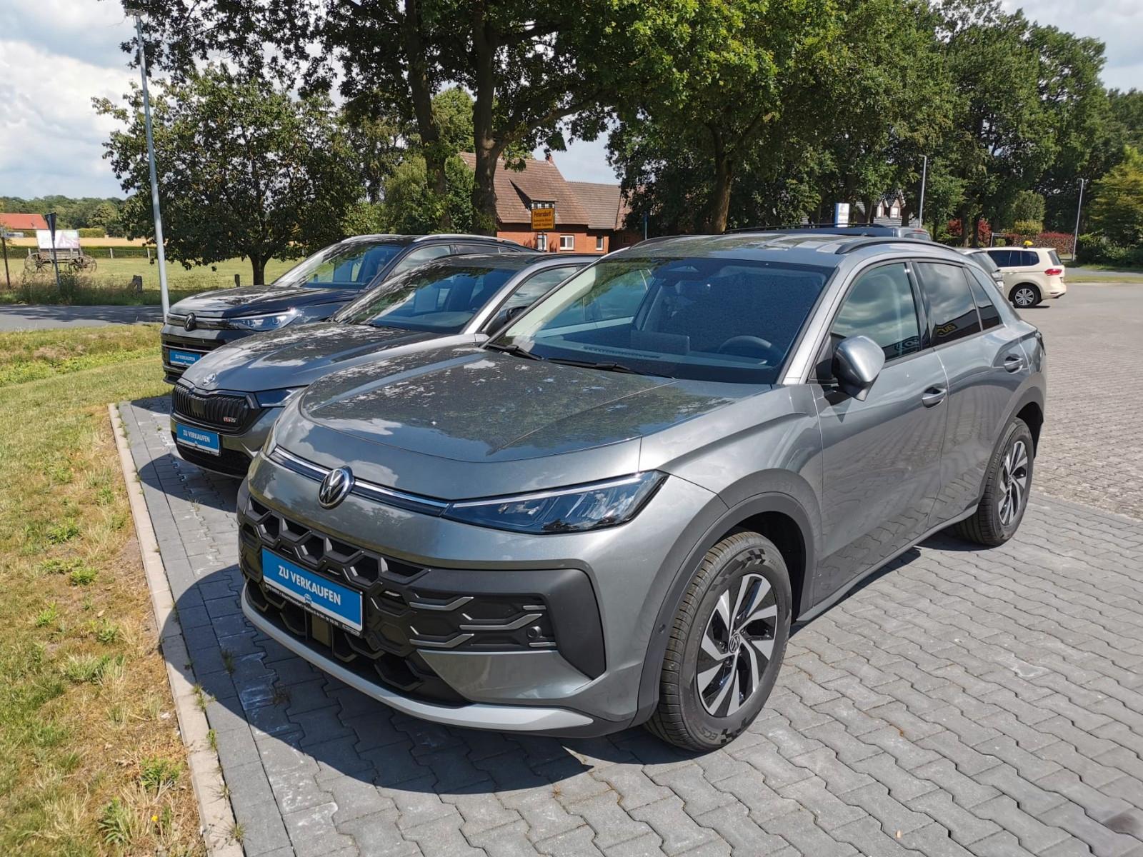 Volkswagen T-Roc 1,5 eTSI "Life" DSG AHK ACC Kamera Klima
