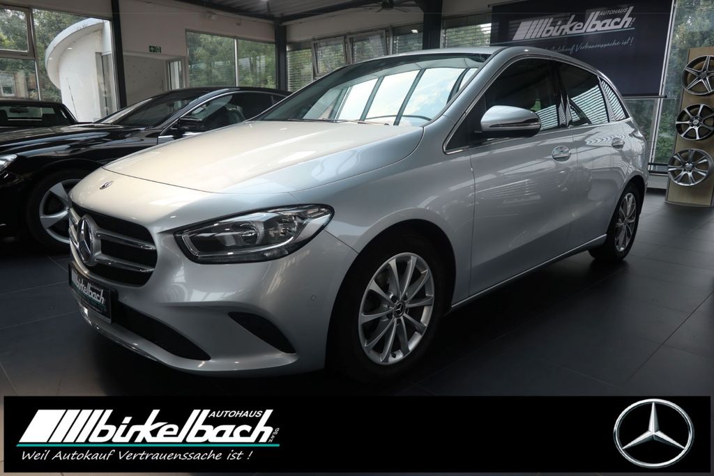 Image of Mercedes-Benz B 180