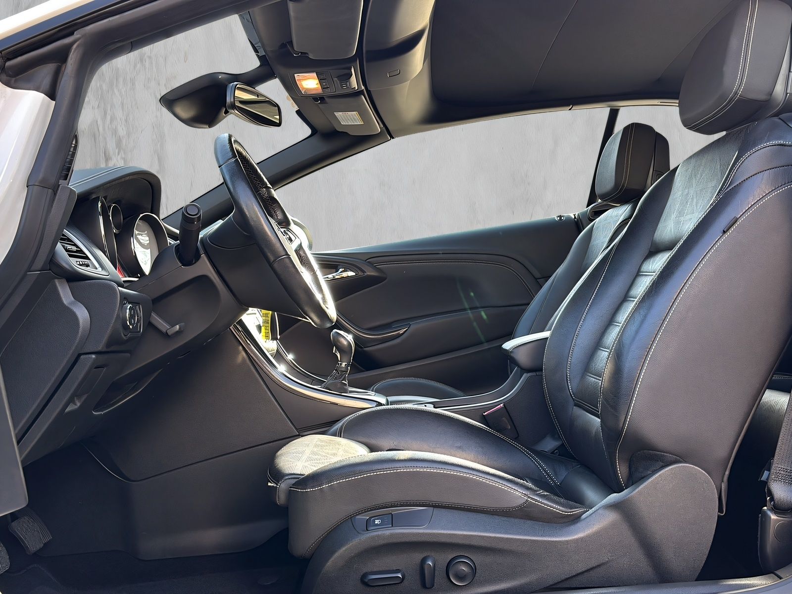 Fahrzeugabbildung Opel Cascada 1.4i INNOVATION NAVI LEDER XENON RF KAM