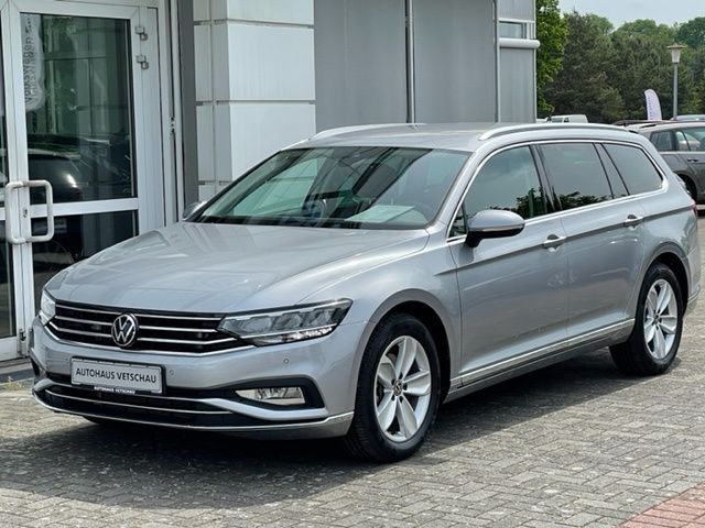 Passat Variant 2.0 TDI Elegance Bluetooth Navi