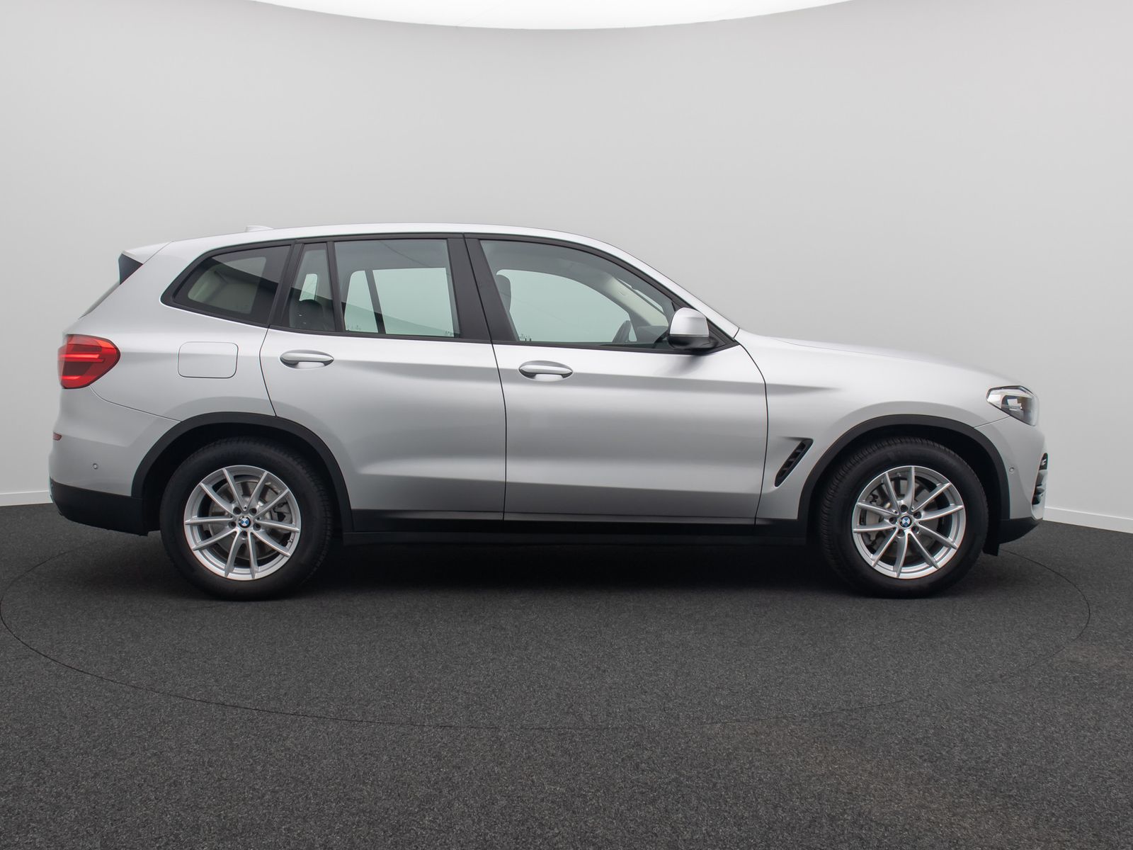 Fahrzeugabbildung BMW X3 xD30e Kamera DAB DriveAs Cockpit+ Geschwindig