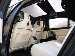 BMW M760 – 32 / 33