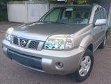 Nissan X-Trail 4x2 comfort 2.0 Comfort - Nissan X-Trail mit Benzin-Antrieb: Allradantrieb