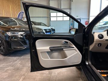 MYAUTOCENTER – Gebraucht- und Jahreswagen mit Werkstattservice in Pfaffenhofen Seat Mii Style Salsa *NAVI*PDC*KLIMA*SportLenkrad*