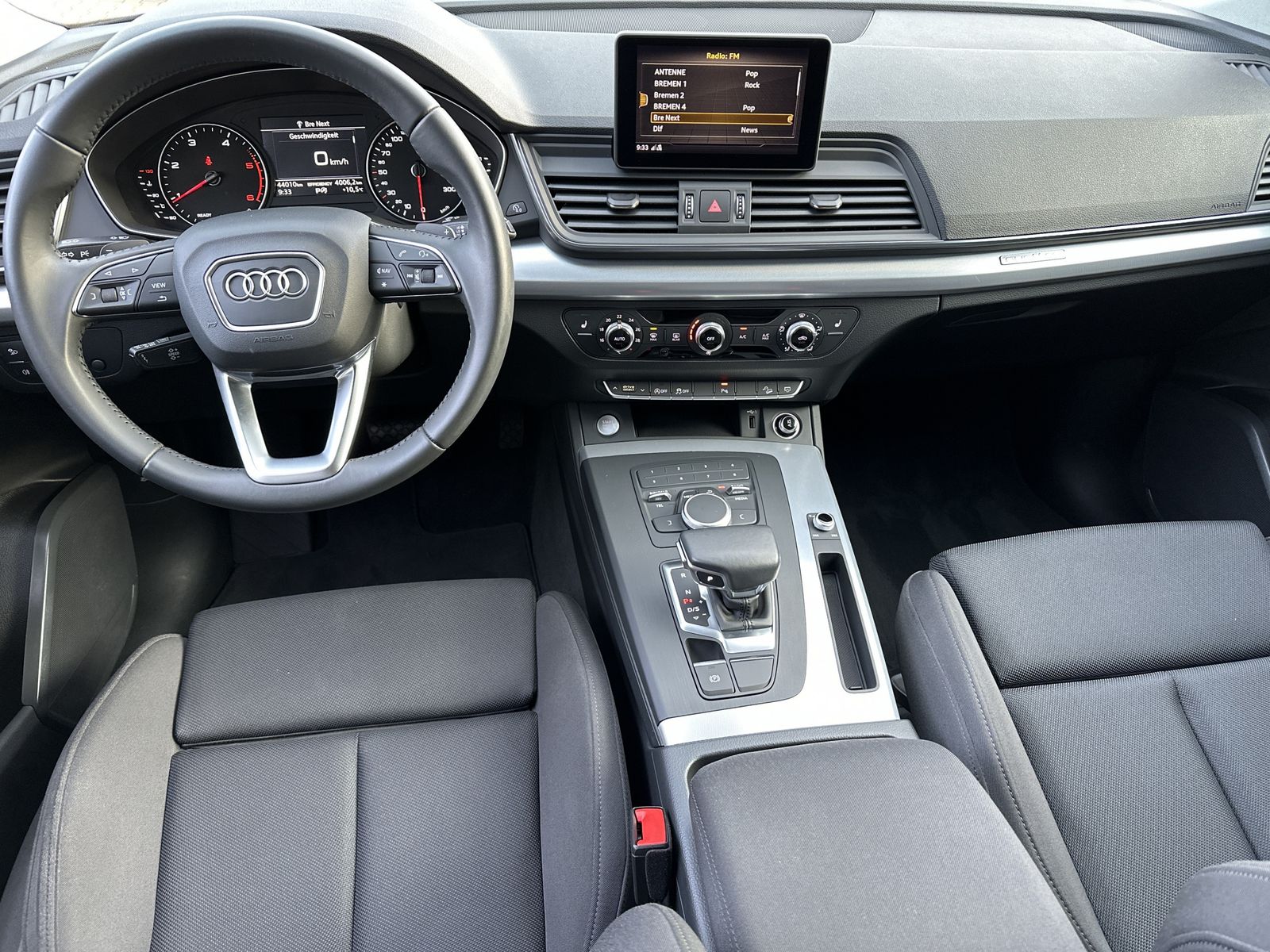 Fahrzeugabbildung Audi Q5 40 TDI Quattro S-Tronic Sport NAV+XEN+18ZO+PP