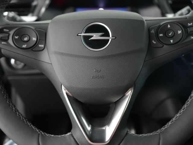 Corsa F FACELIFT GS+LED LICHT+NAVI+RÜCKFAHRKAMER