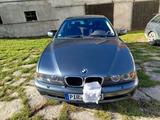 BMW 520i -