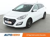 Hyundai i30 1.4 Trend blue *NAVI*TEMPO*CAM*SHZ*ALU* - Hyundai i30 Gebrauchtwagen in Frankfurt