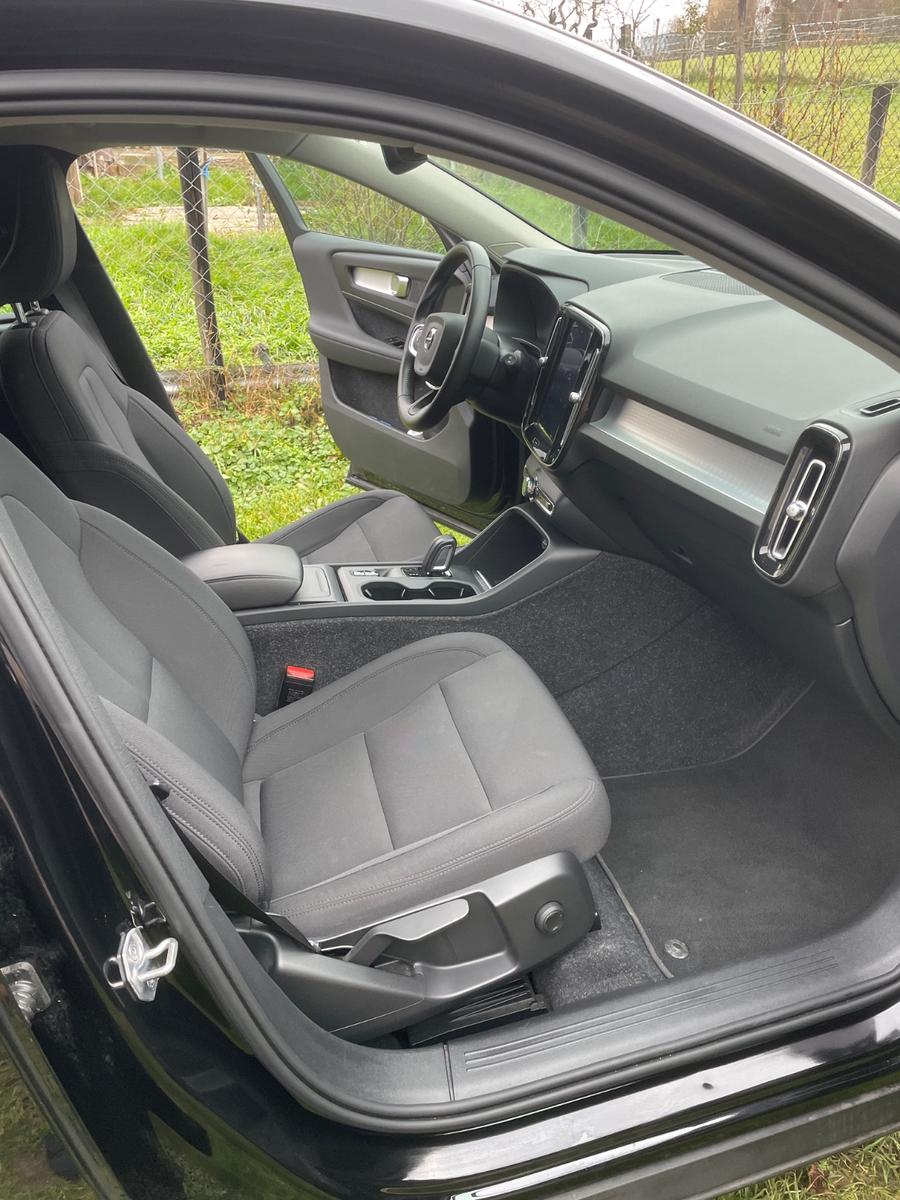 Volvo XC40 D3 Momentum Pro Geartronic Momentum Pro