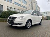 Volkswagen Touran Highline Navi Tempom PDC ALU 140PS TüvNeu - Volkswagen Touran aus 2008