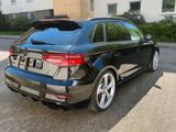 Audi RS3 2.5 TFSI S tronic quattro Sportback - - Audi RS3: Schwarz