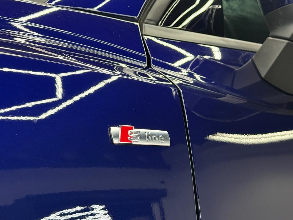 Audi Q3 40 TDI quattro S line, Foto 2 von 50