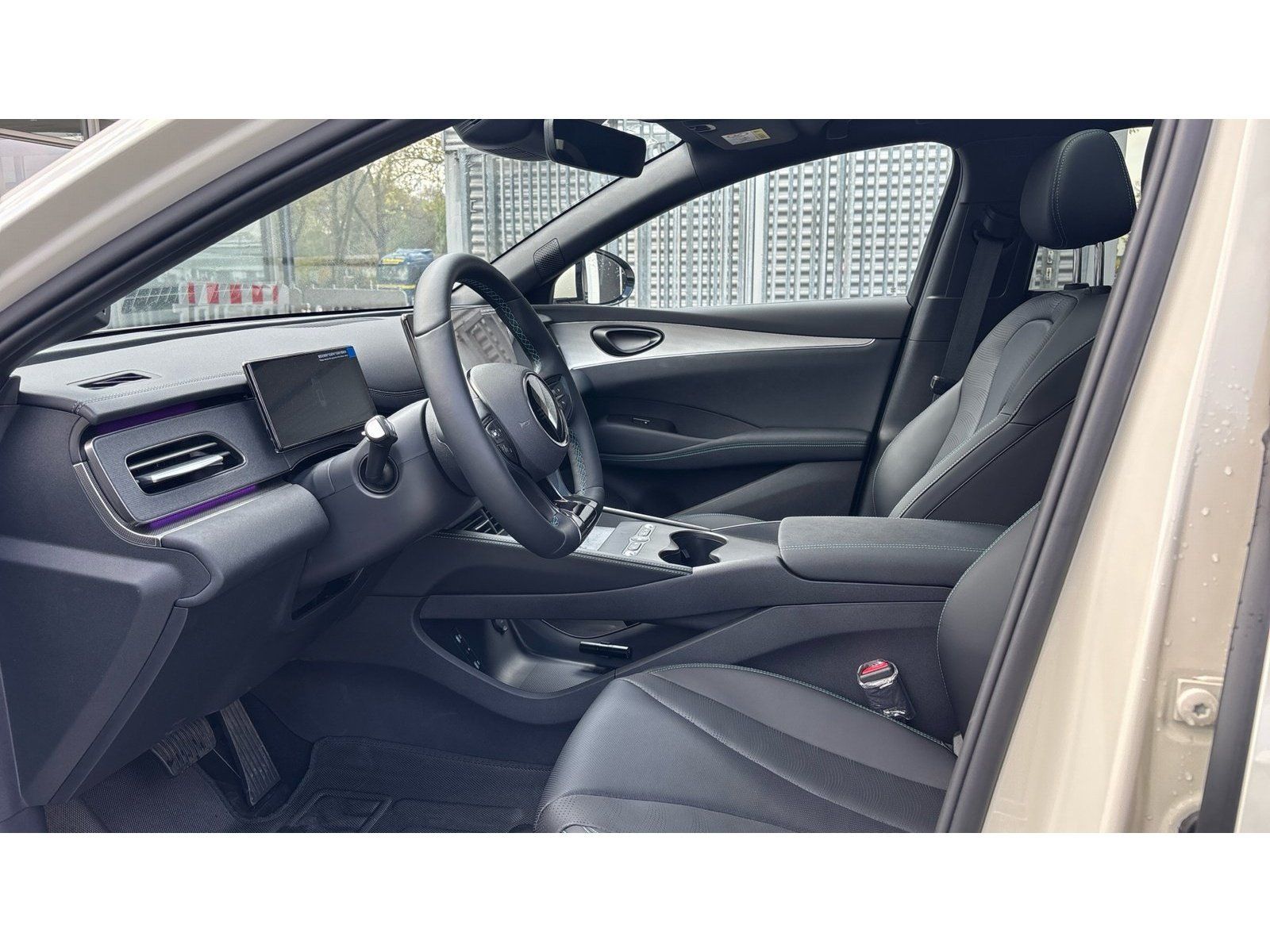 BYD SEAL 6