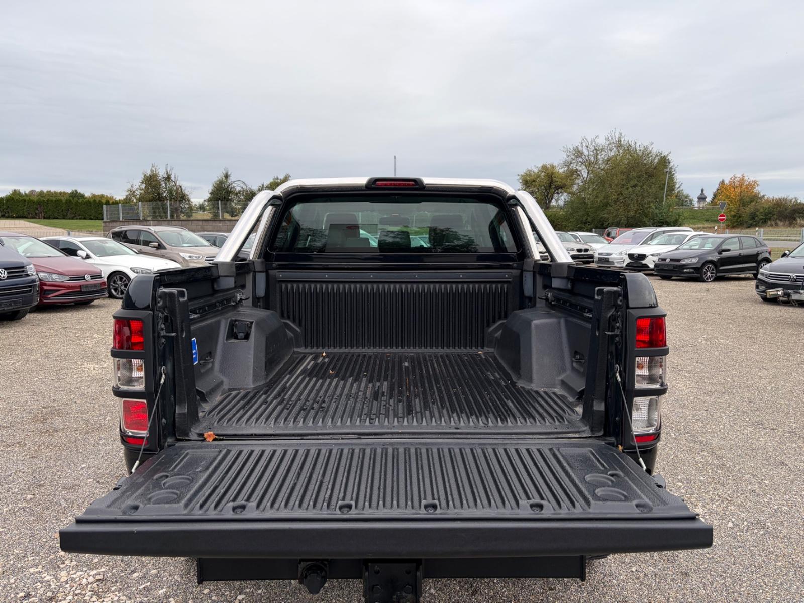 Ford Ranger Limited Double Cab 3.2 TDCi 5 cyl. 200 ch BVM 4x4 / 125 217 km / Cuir / GPS / Caméra / Attelage 3,35 t