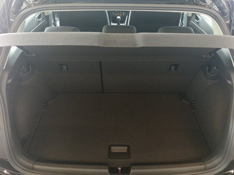 Fahrzeugansicht 18 Fahrzeugabbildung Volkswagen Polo 1.0 TSI Life