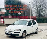 Fiat Punto 1.2i 16V cat 5 porte ELX - Fiat Punto ELX mit Benzin-Antrieb