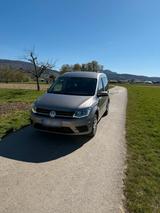 Volkswagen Verkaufe VW Caddy  - Volkswagen Caddy mit Benzin-Antrieb: Kombi, Automatik