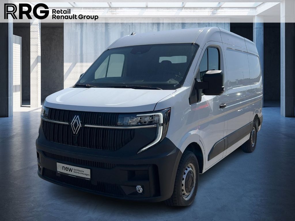 2025 Renault Master