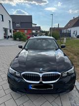 BMW 318i Automatik  - BMW 318 in Stuttgart