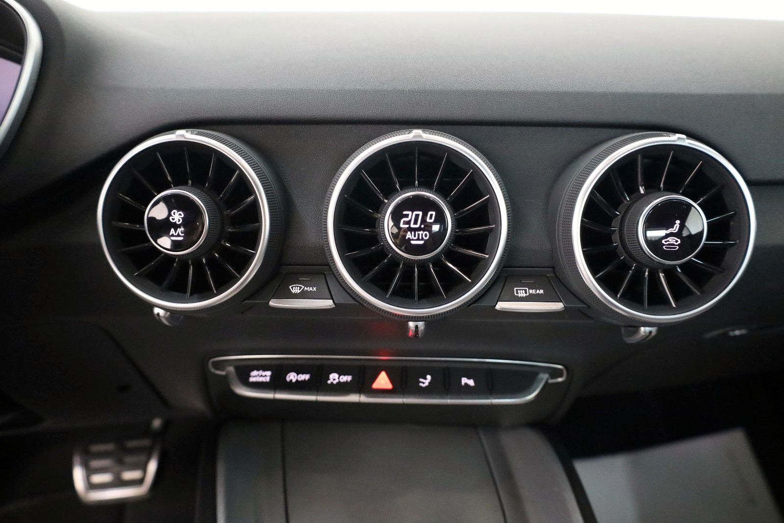 Fahrzeugabbildung Audi TT Coupe 2.0 TFSI quattro S line Navi,Bang&O,SH