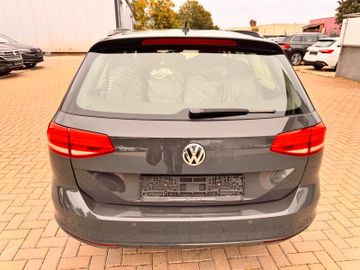 Volkswagen Passat Variant - 7