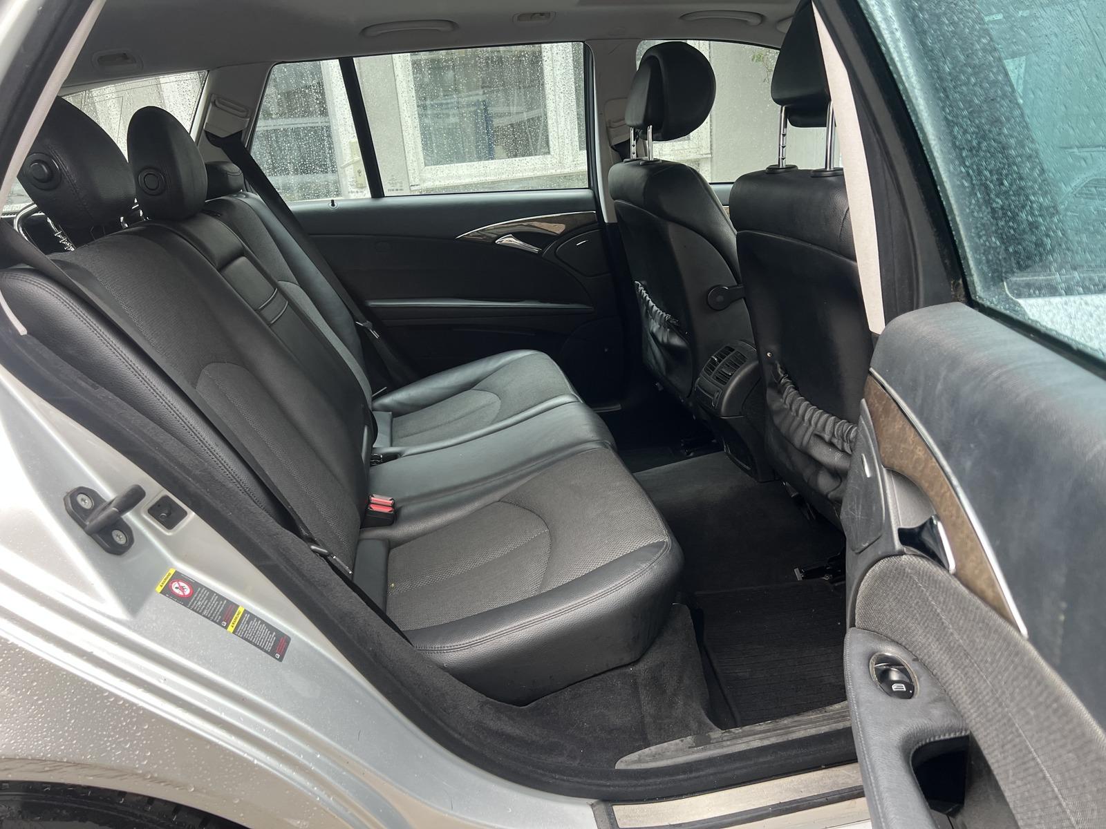 Mercedes-Benz E 220 CDI T BleuEfficiency Avantgarde*Tiptronic