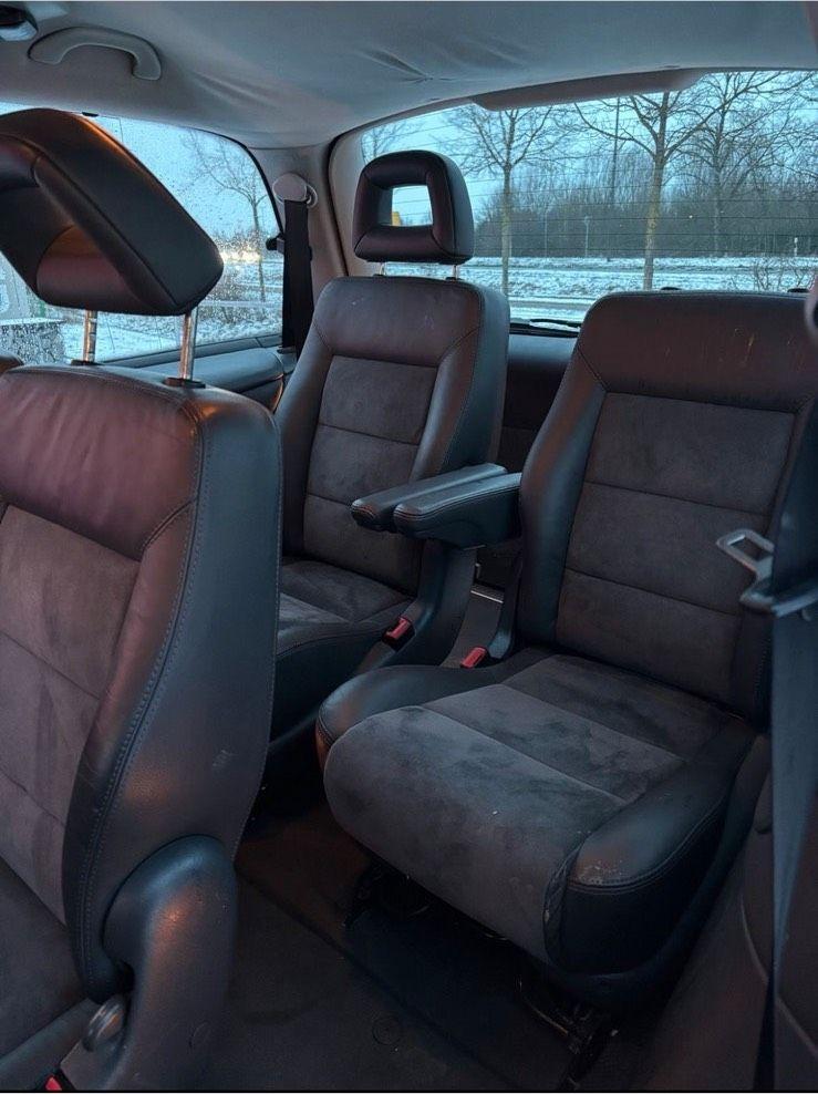 Volkswagen Sharan 2004 — interior