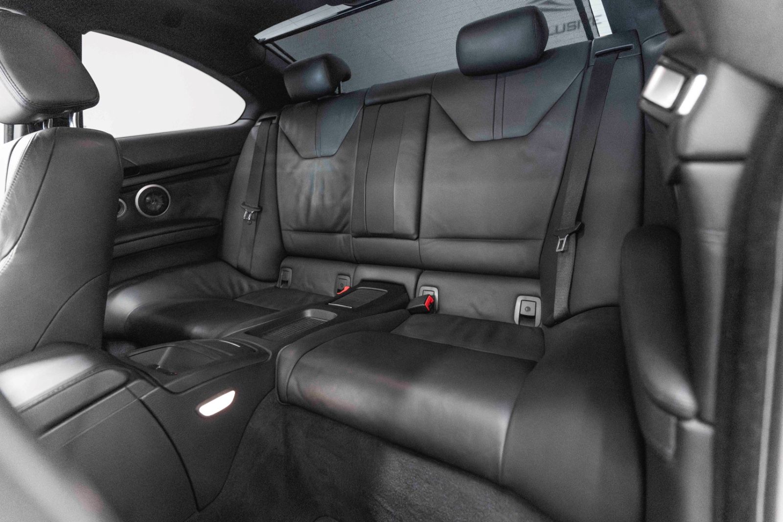 Fahrzeugabbildung BMW M3 Coupé Competition Paket CARBON AUDIO PDC NAV
