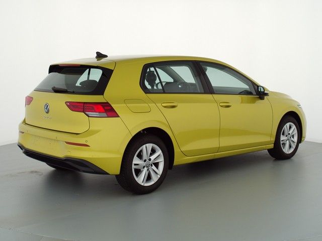 Fahrzeugabbildung Volkswagen Golf VIII TSI Life LED Navi AID PDC SH LM