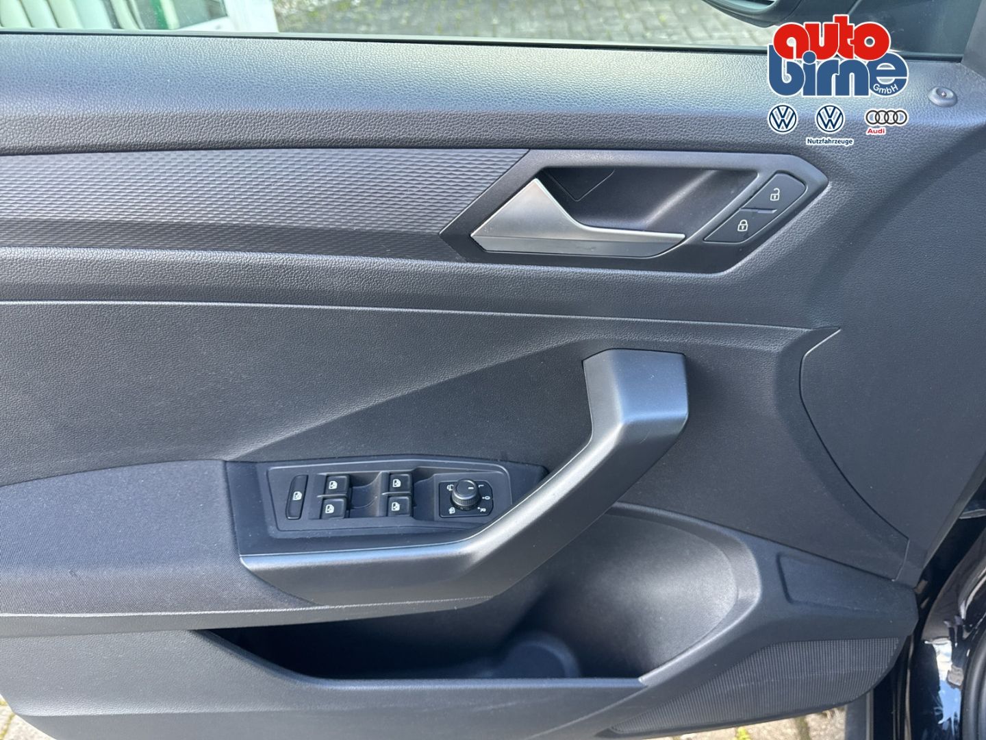 T-Roc 1.6 TDI Navi Apple CarPlay 2-Zonen-Klimaau