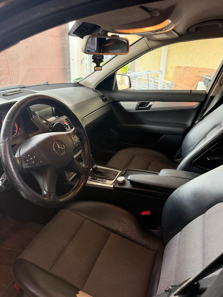 Mercedes-Benz C220 2010 — photo 5