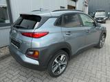 Hyundai Kona Advantage + 2WD / Keyless, R-Cam, Teilleder - Hyundai KONA Unfallwagen