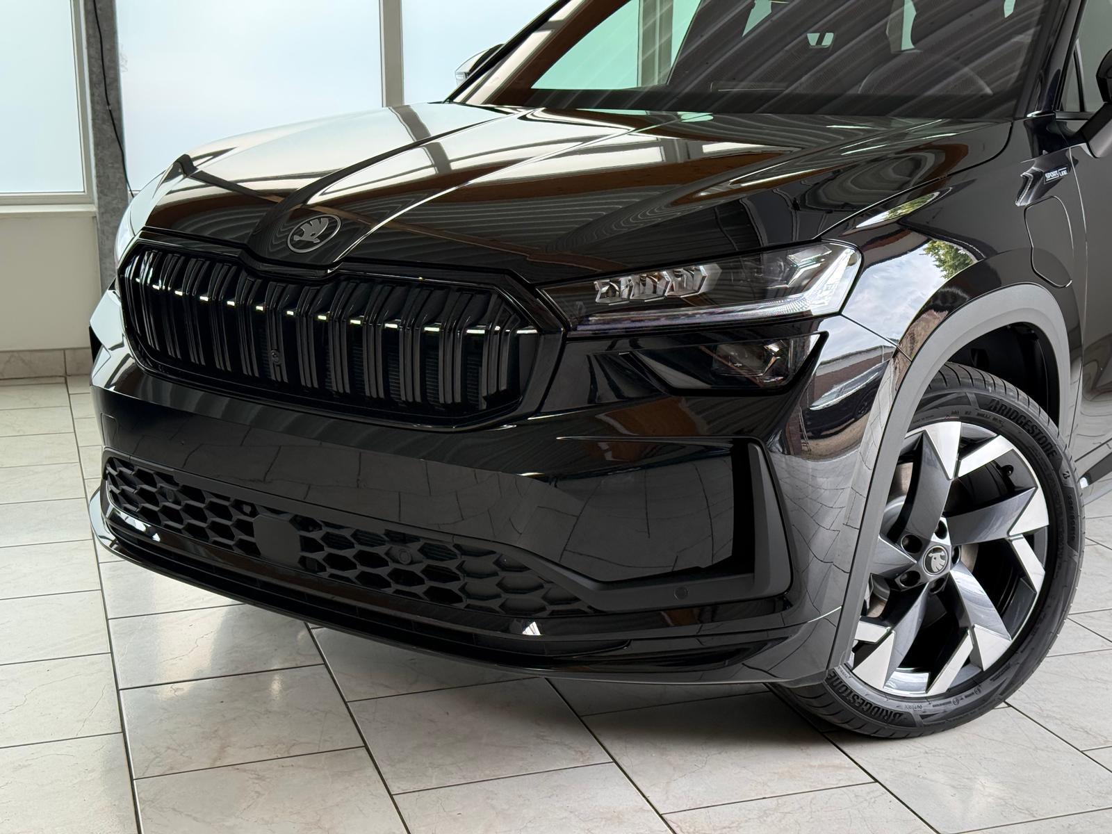 Skoda Kodiaq iV Sportline - Pano/AHK/ACC/CarPlay