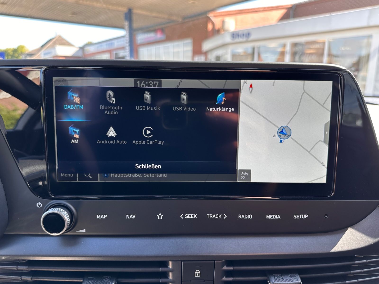 Fahrzeugabbildung Hyundai i20 1.0 T-GDI DCT Comfort APP/Navi/PDC/RFK/SHZG