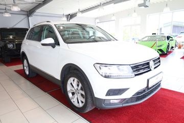 Volkswagen Tiguan - 9