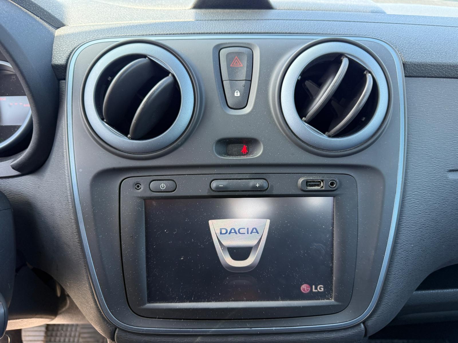 Dacia Lodgy 2015 — photo 7