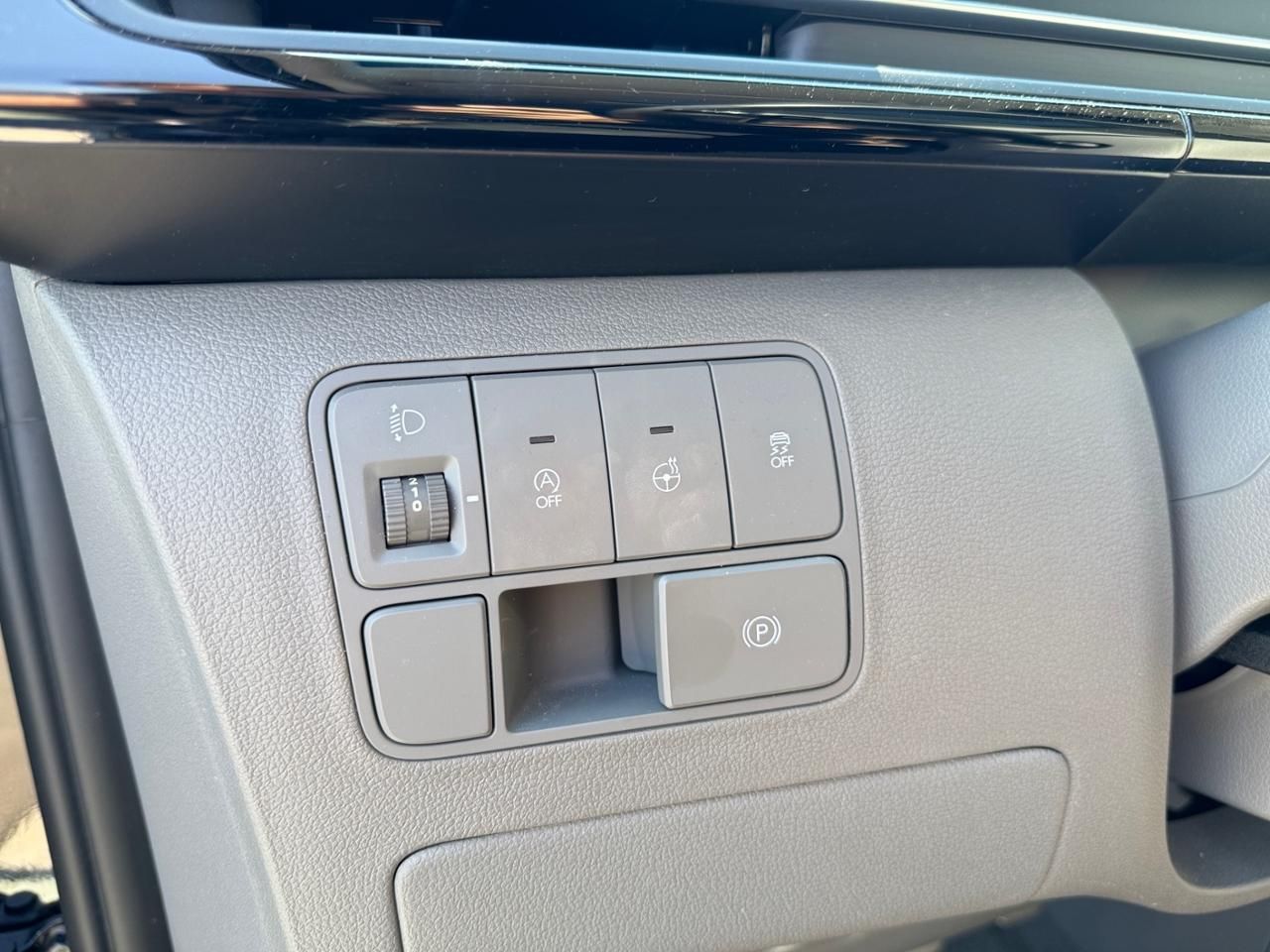 Fahrzeugabbildung Hyundai STARIA SIGNATURE *PANO*LED*NAVI*BOSE-SOUND*360°