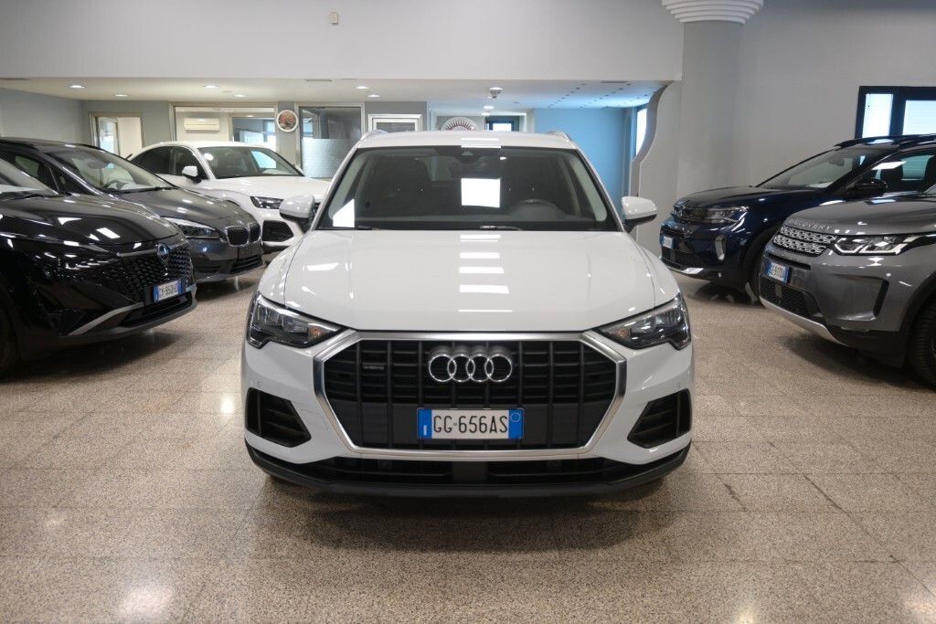 Image of Audi Q3