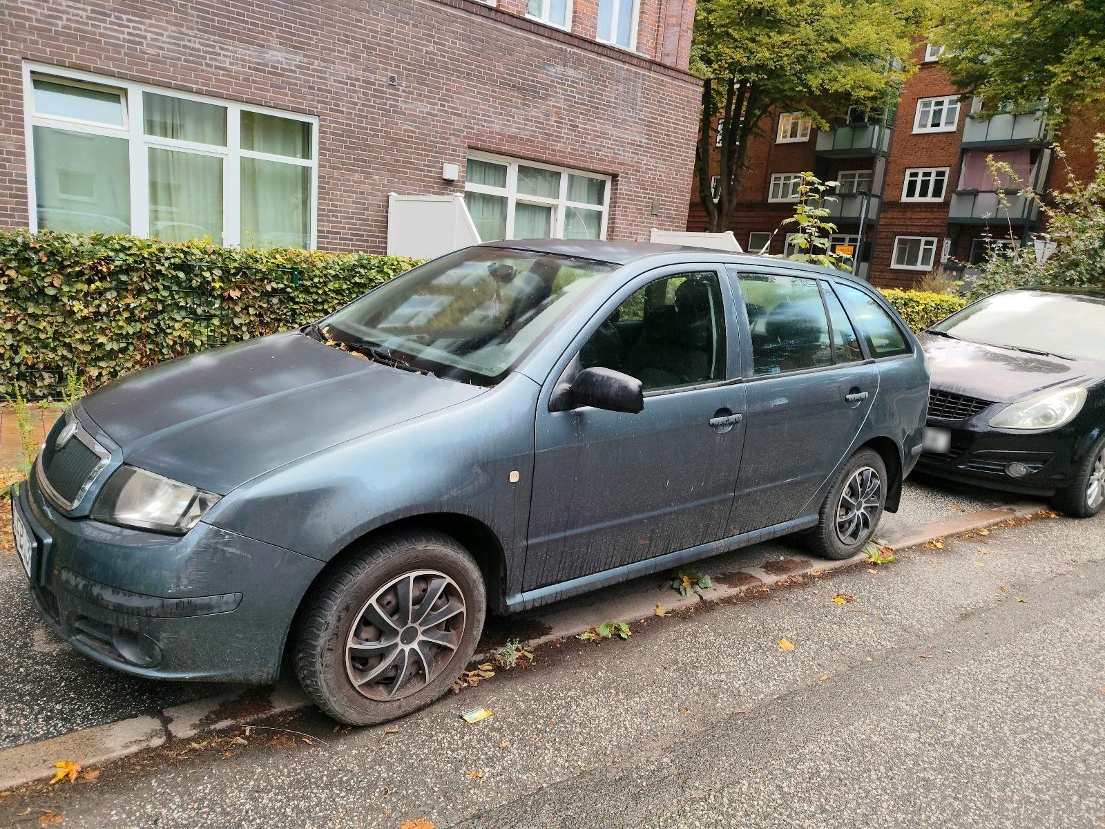 Skoda Fabia 2006 — rear view