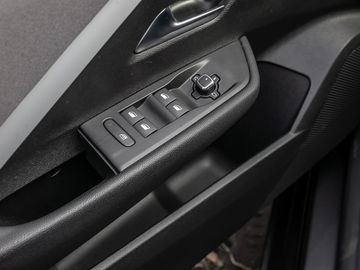 Opel Astra L 1.2 Enjoy Fernlicht-Assistent LED