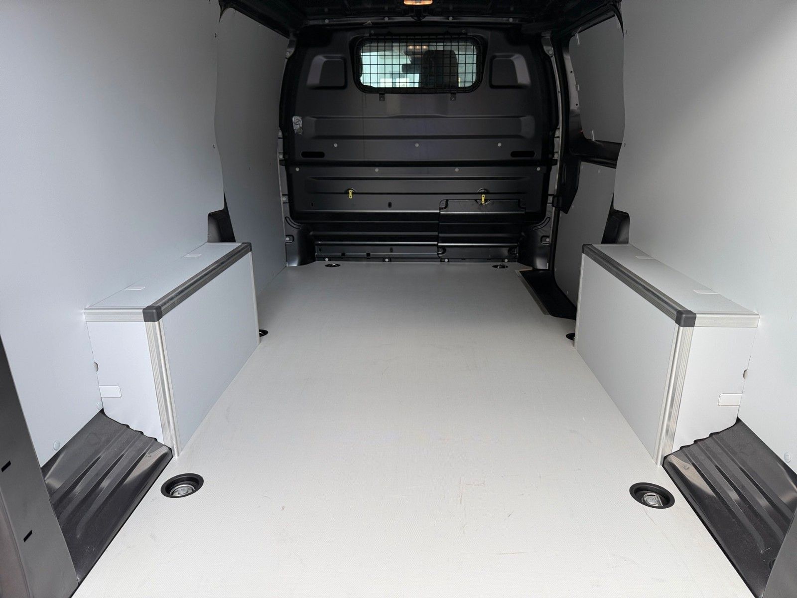 Fahrzeugabbildung Citroën Jumpy Kasten Lang Elektromotor 75 kWh