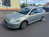 Toyota Avensis Kombi 2.0 Sol - Toyota Avensis in Frankfurt (Main)