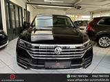 Volkswagen Touareg Elegance 4Motion V6 *Innovision*Pano*AHK - Volkswagen Touareg: Elegance