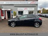 Hyundai i30 blue*2.HAND*KLIMA*TEMPO*BT*EURO6*TÜV 08-27* - gebrauchte Hyundai i30 aus dem Jahr 2016