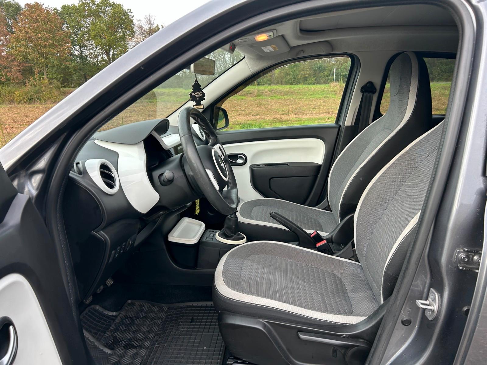 Renault Twingo Intens TCe 90 Klimaauto. Navi PDC Kamera
