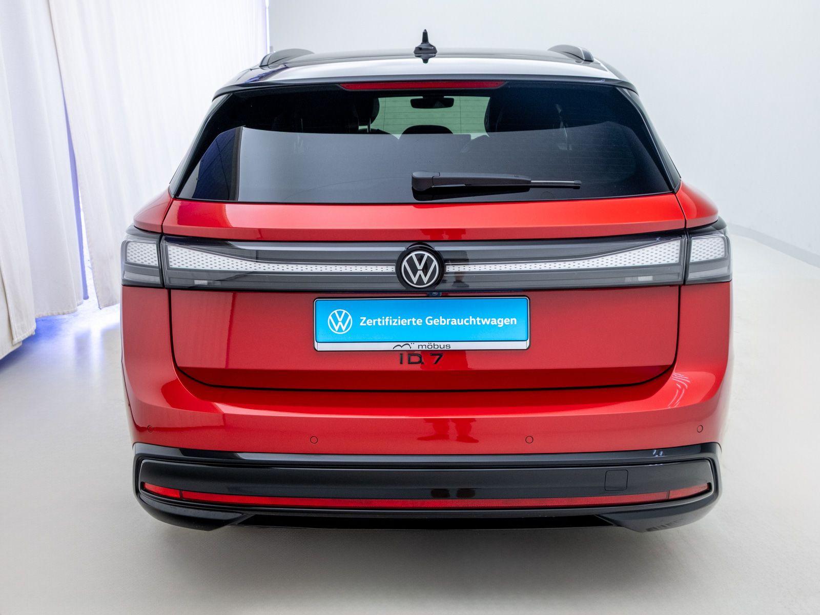 Volkswagen ID.7 Tourer Pro *WÄRMEPUMPE*360°*APP*ACC*MATRIX*