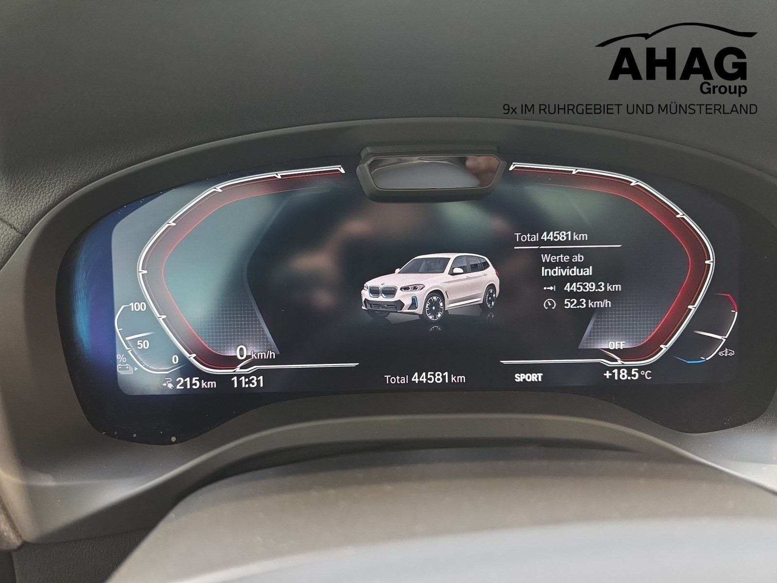 BMW iX3 - Bild 11